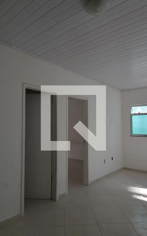 Casa para alugar com 100m², 3 quartos e 2 vagasSala