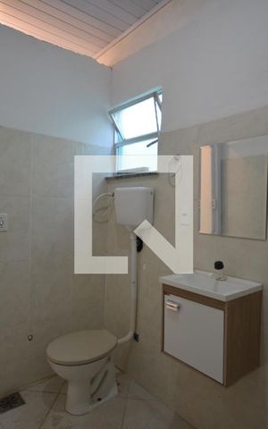 Casa para alugar com 100m², 3 quartos e 2 vagasBanheiro
