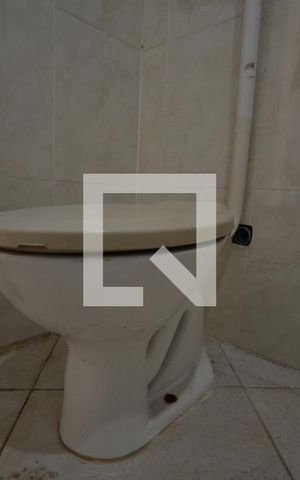 Casa para alugar com 100m², 3 quartos e 2 vagasBanheiro