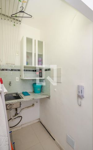 Apartamento à venda com 34m², 1 quarto e 1 vaga Apartamento à venda com 34m², 1 quarto e 1 vagaÁrea de Serviço