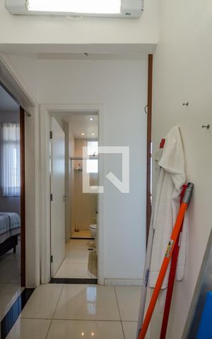 Apartamento à venda com 34m², 1 quarto e 1 vaga Apartamento à venda com 34m², 1 quarto e 1 vagaÁrea de Serviço