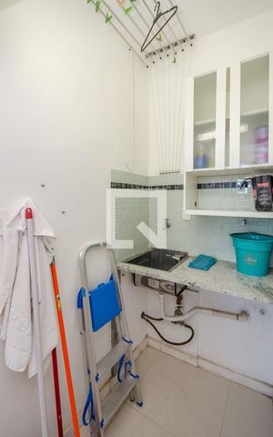 Apartamento à venda com 34m², 1 quarto e 1 vaga Apartamento à venda com 34m², 1 quarto e 1 vagaÁrea de Serviço
