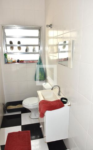 Casa para alugar com 371m², 3 quartos e 8 vagasLavabo