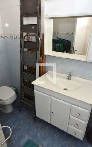 Casa para alugar com 371m², 3 quartos e 8 vagasBanheiro da Suíte 2