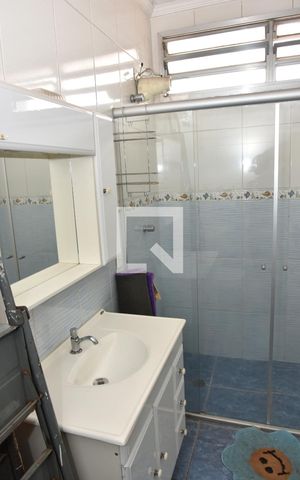 Casa para alugar com 371m², 3 quartos e 8 vagasBanheiro da Suíte 2