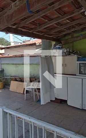 Casa à venda com 130m², 4 quartos e 2 vagas Casa à venda com 130m², 4 quartos e 2 vagasÁrea de Serviço