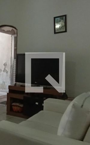 Casa à venda com 130m², 4 quartos e 2 vagas Casa à venda com 130m², 4 quartos e 2 vagasSala 1