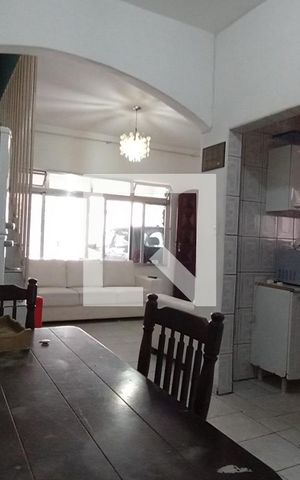 Casa à venda com 130m², 4 quartos e 2 vagas Casa à venda com 130m², 4 quartos e 2 vagasSala de Jantar