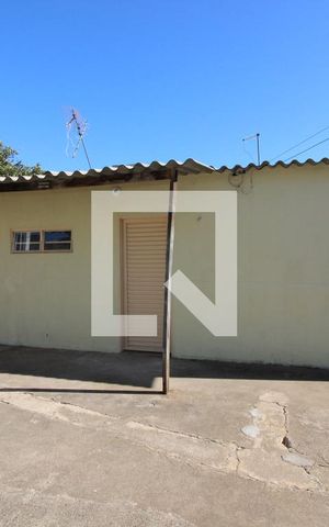 Casa para alugar com 40m², 2 quartos e sem vagaGaragem