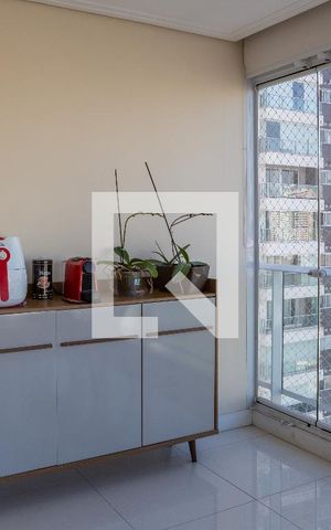 Apartamento à venda com 69m², 2 quartos e 2 vagas Apartamento à venda com 69m², 2 quartos e 2 vagasSala