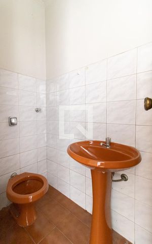 Casa à venda com 189m², 3 quartos e 4 vagas Casa à venda com 189m², 3 quartos e 4 vagasBanheiro de Serviço