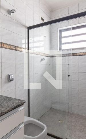 Casa à venda com 189m², 3 quartos e 4 vagas Casa à venda com 189m², 3 quartos e 4 vagasBanheiro da Suíte