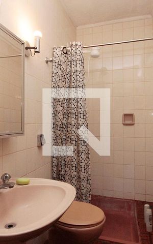 Casa à venda com 630m², 5 quartos e 8 vagasCasa do Caseiro