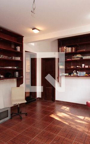 Casa à venda com 630m², 5 quartos e 8 vagasPiso Inferior