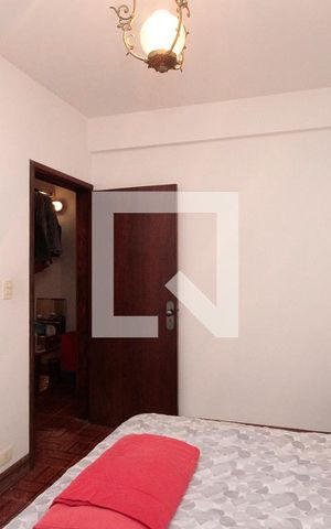 Casa à venda com 630m², 5 quartos e 8 vagasCasa do Caseiro