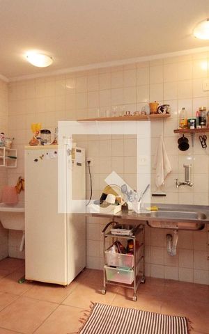Casa à venda com 630m², 5 quartos e 8 vagasCasa do Caseiro