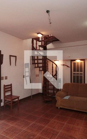 Casa à venda com 630m², 5 quartos e 8 vagasPiso Inferior