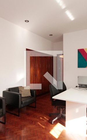 Casa à venda com 630m², 5 quartos e 8 vagasQuarto 2