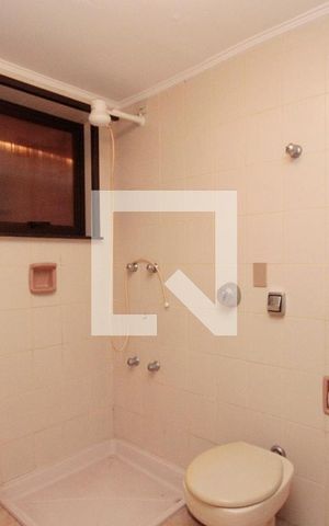 Casa à venda com 630m², 5 quartos e 8 vagasPiso Inferior