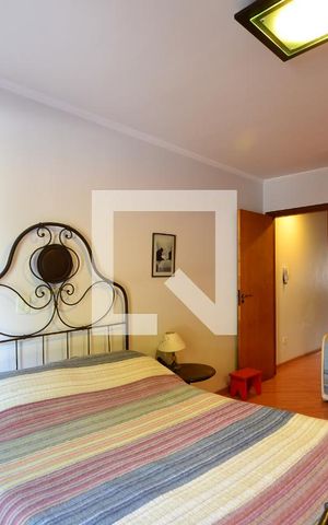 Casa à venda com 250m², 3 quartos e 3 vagasSuíte
