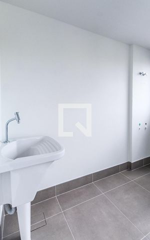 Apartamento à venda com 65m², 2 quartos e 1 vagaÁrea de serviço