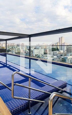Apartamento à venda com 65m², 2 quartos e 1 vagaÁrea comum - Piscina