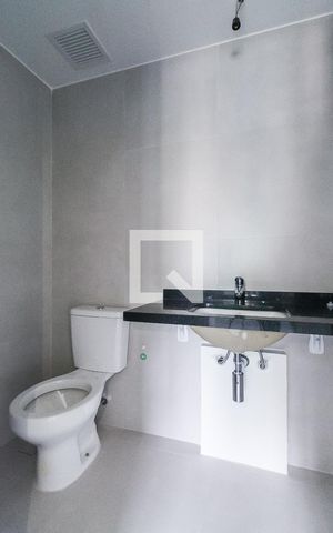 Apartamento à venda com 65m², 2 quartos e 1 vagaBanheiro da suíte