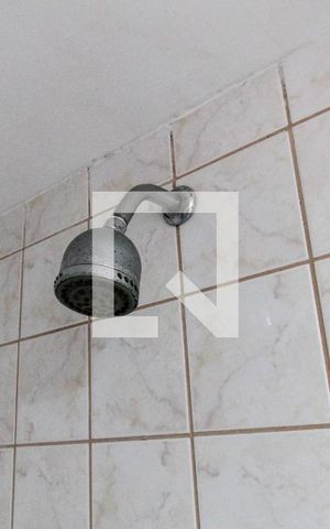 Apartamento à venda com 80m², 2 quartos e 1 vaga Apartamento à venda com 80m², 2 quartos e 1 vagaBanheiro Social