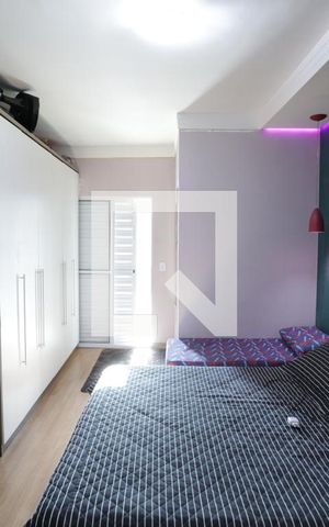 Casa à venda com 84m², 2 quartos e 2 vagasSuíte 2