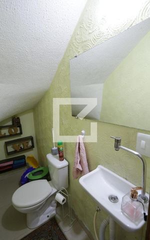 Casa à venda com 84m², 2 quartos e 2 vagasLavabo