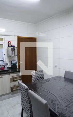 Casa à venda com 84m², 2 quartos e 2 vagasCozinha