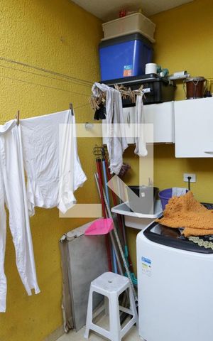 Casa à venda com 84m², 2 quartos e 2 vagasÁrea de Serviço