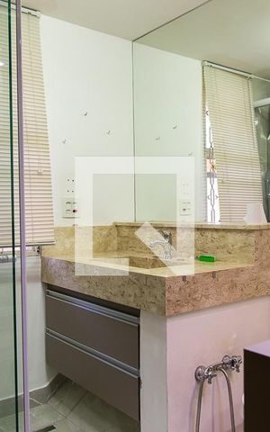 Casa à venda com 146m², 3 quartos e 2 vagas Casa à venda com 146m², 3 quartos e 2 vagasBanheiro da Suíte 3