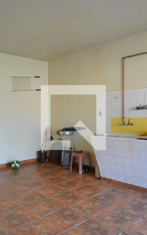 Casa para alugar com 370m², 5 quartos e 5 vagasLavanderia