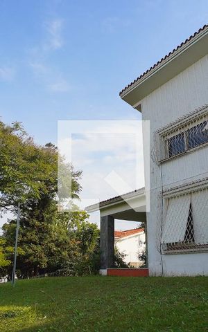 Casa para alugar com 370m², 5 quartos e 5 vagasFrente da Casa