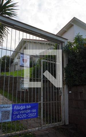Casa para alugar com 370m², 5 quartos e 5 vagasFachada Rua