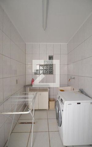 Casa à venda com 120m², 3 quartos e 2 vagasÁrea de Serviço