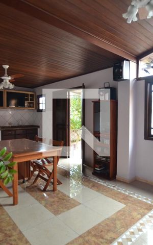 Casa à venda com 120m², 3 quartos e 2 vagasEspaço Gourmet