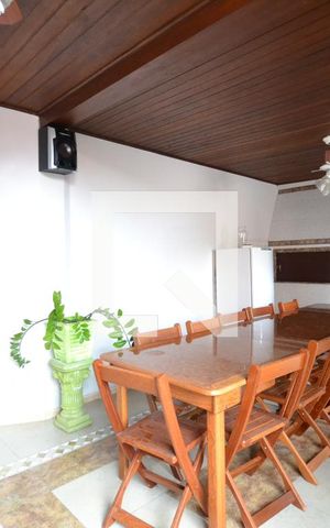 Casa à venda com 120m², 3 quartos e 2 vagasEspaço Gourmet