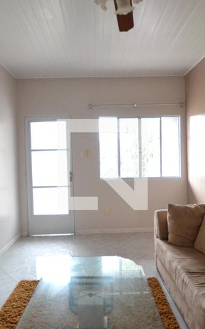 Casa à venda com 120m², 3 quartos e 2 vagasSala