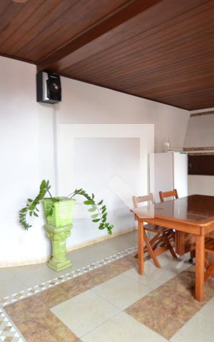 Casa à venda com 120m², 3 quartos e 2 vagasEspaço Gourmet