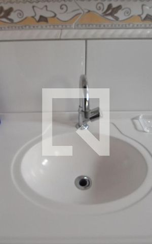 Casa à venda com 120m², 3 quartos e 2 vagasBanheiro