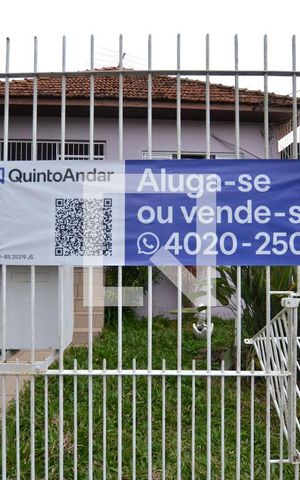 Casa à venda com 120m², 3 quartos e 2 vagasFachada