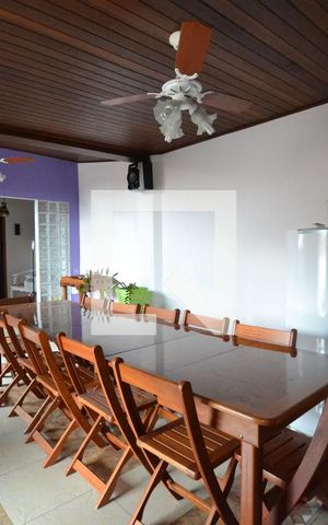 Casa à venda com 120m², 3 quartos e 2 vagasEspaço Gourmet