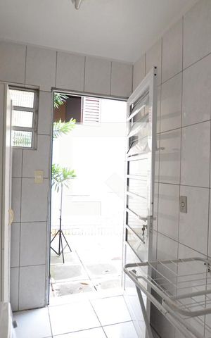 Casa à venda com 120m², 3 quartos e 2 vagasÁrea de Serviço