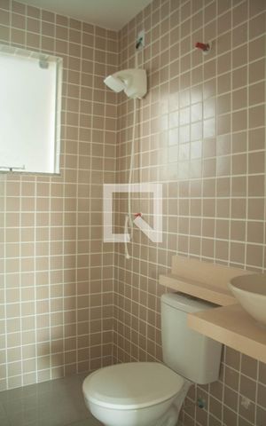 Apartamento para alugar com 50m², 2 quartos e sem vaga Apartamento para alugar com 50m², 2 quartos e sem vagaBanheiro