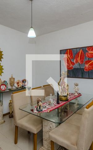 Casa à venda com 180m², 4 quartos e 2 vagas Casa à venda com 180m², 4 quartos e 2 vagasSala 2