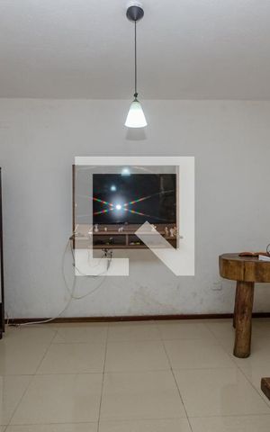 Casa à venda com 180m², 4 quartos e 2 vagas Casa à venda com 180m², 4 quartos e 2 vagasSala 1