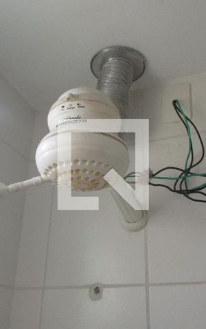 Apartamento para alugar com 52m², 2 quartos e 1 vagaChuveiro