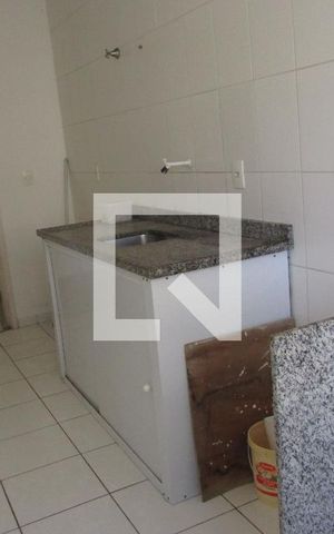 Apartamento para alugar com 52m², 2 quartos e 1 vagaÁrea de Serviço e Cozinha